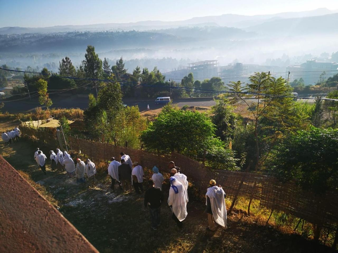 Gondar Backpackers Hostel Bagian luar foto