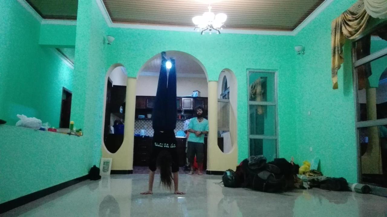 Gondar Backpackers Hostel Bagian luar foto