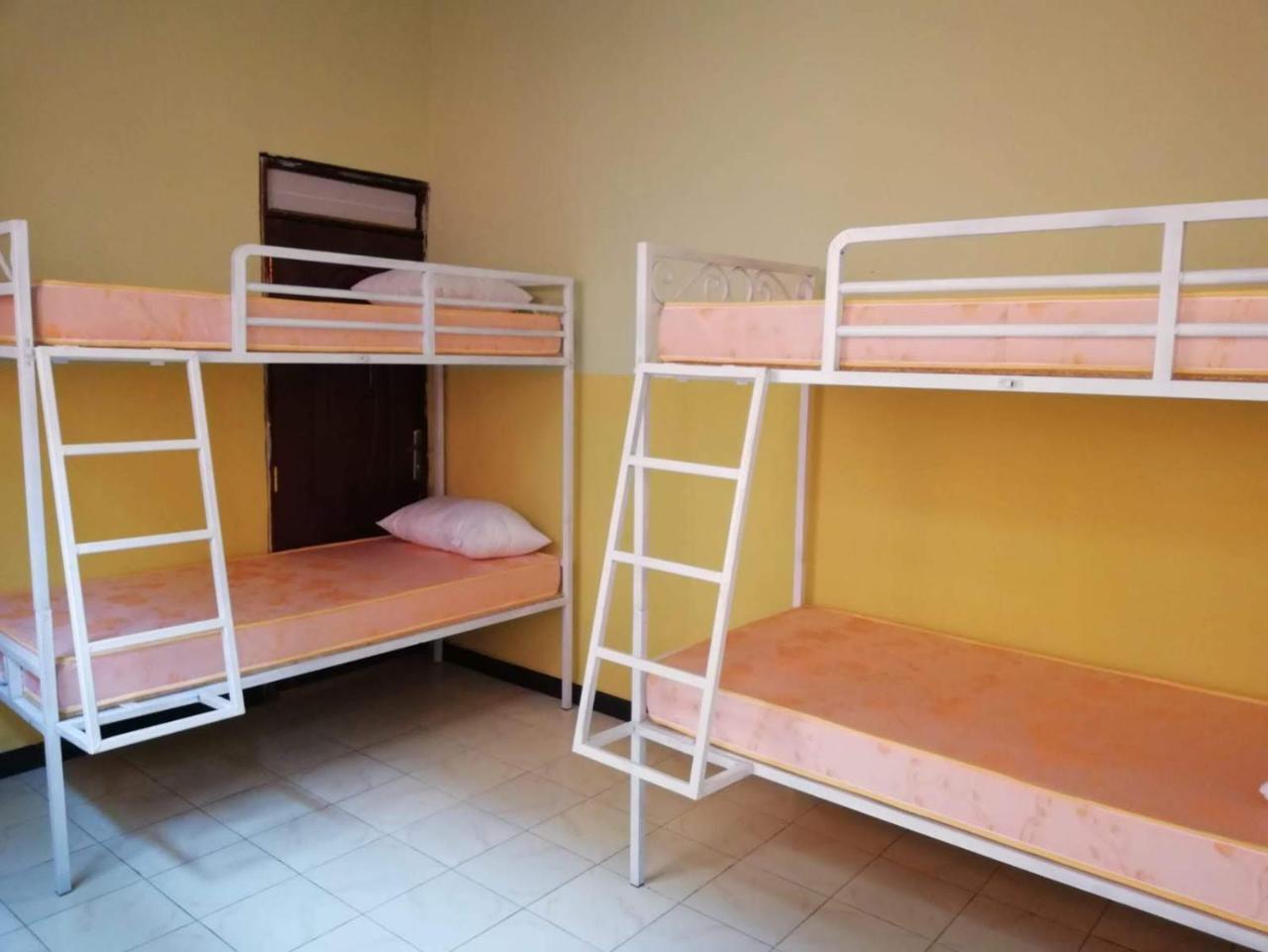 Gondar Backpackers Hostel Bagian luar foto
