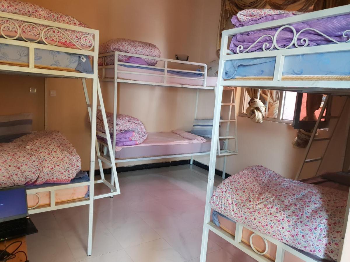 Gondar Backpackers Hostel Bagian luar foto