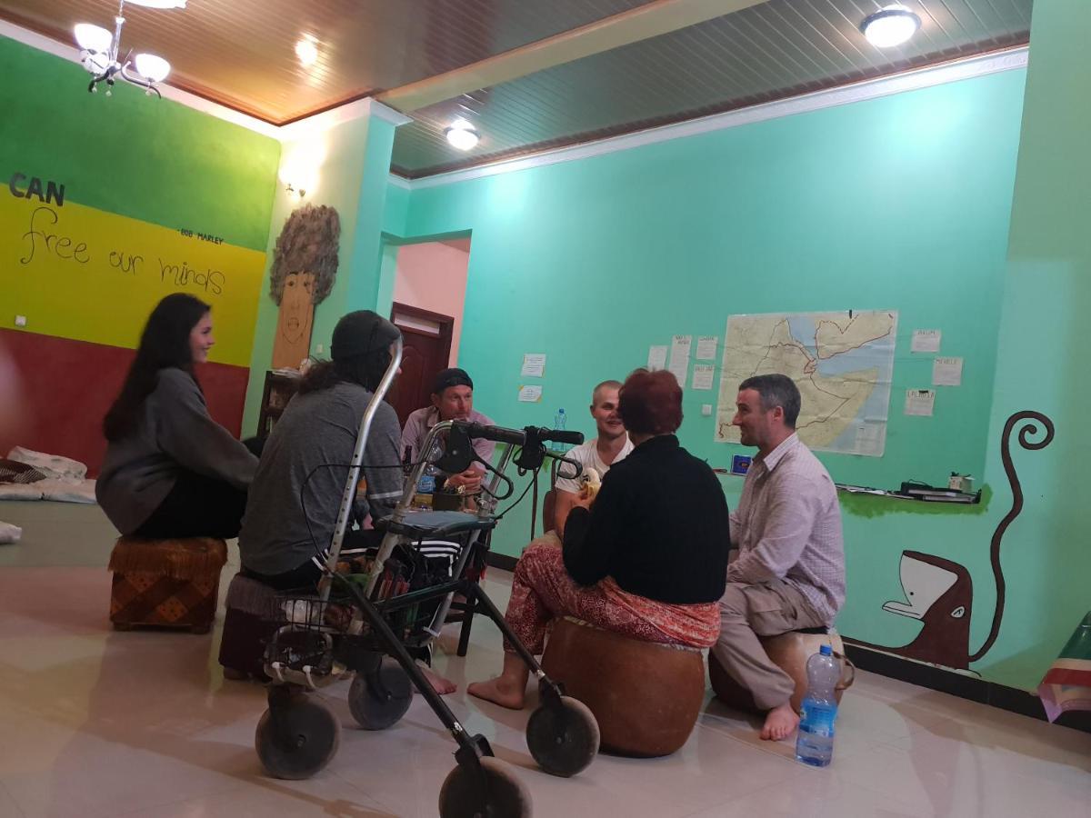 Gondar Backpackers Hostel Bagian luar foto